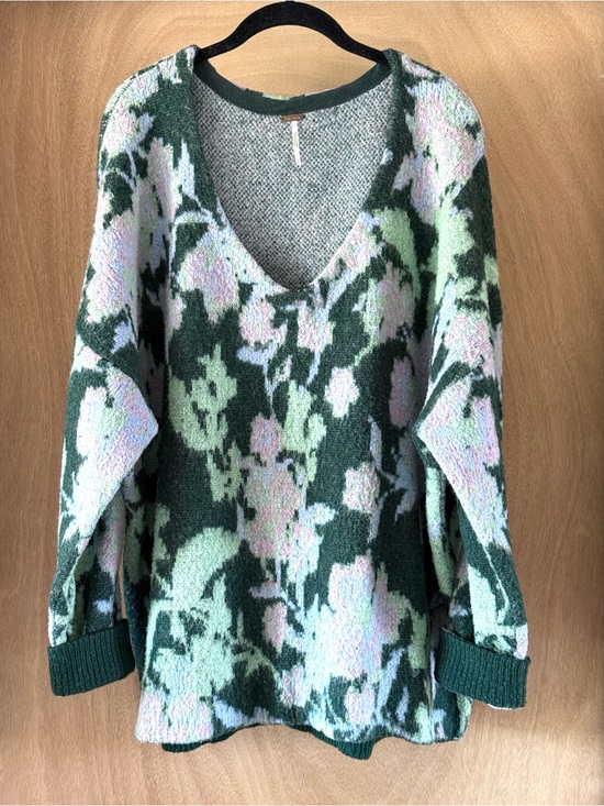 Free People Sweaters - Free People Primrose Floral Tunic Sweater Oversized V-Neck Fuzzy Boho Women’s L